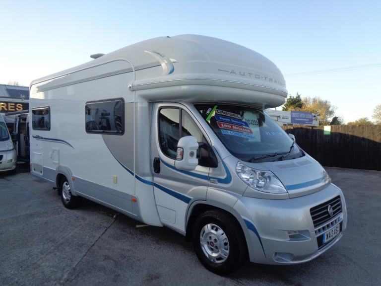 Auto-Trail Apache 700 Hi-Line 6 Berth Fiat Ducato DIESEL MANUAL 2013/13