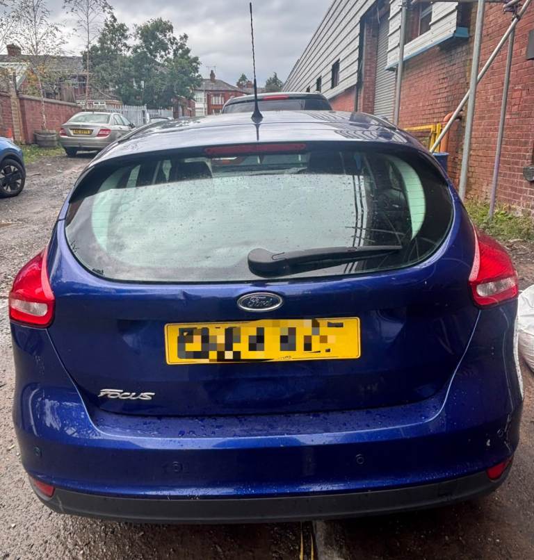 FORD FOCUS MK3 2011-2018 MANUAL 1.5L DIESEL XWDB IN BLUE FOR BREAKINGS
