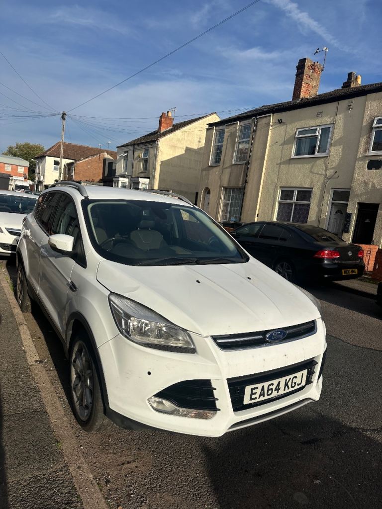 Ford, KUGA, Hatchback, 2014, Manual, 1997 (cc), 5 doors