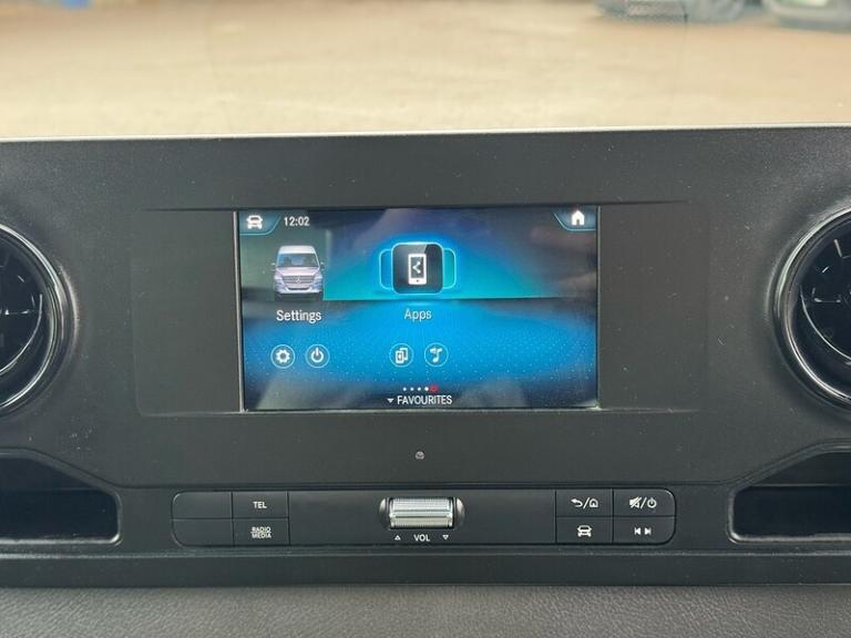 2022 Mercedes-Benz Sprinter 3.5t Progressive Chassis Cab CHASSIS CAB DIESEL Manual