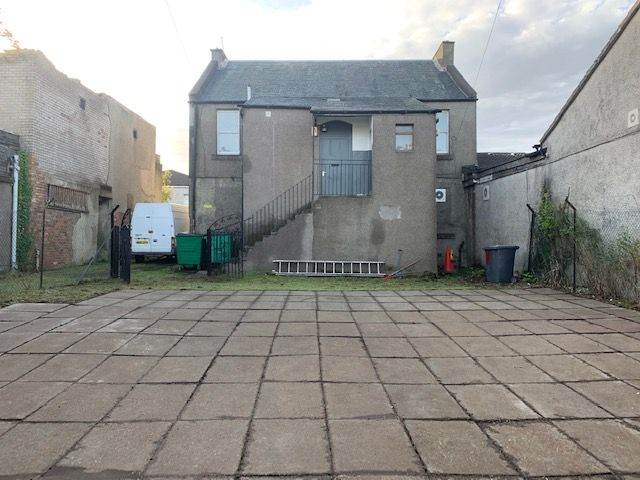 Four Bedroom Property For Rent Garden/Driveway L@@K West Lothian
