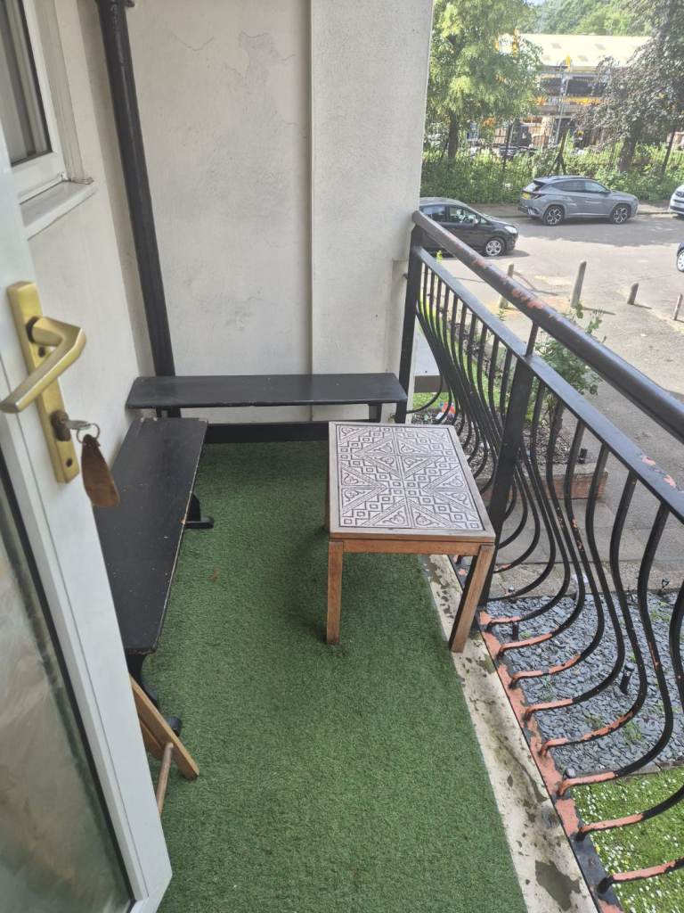 Large Double Bedroom to Rent Near Armlade Path – £500 PCM