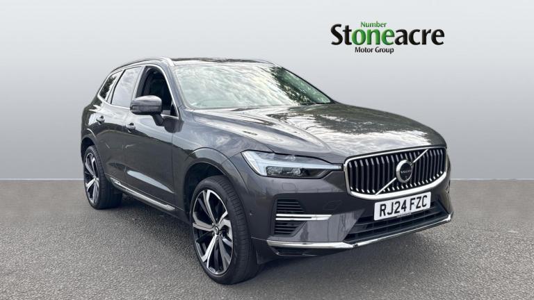 2024 Volvo XC60 Recharge Ultimate, T8 AWD Plug-in hybrid, Electric/Petrol, Bright ESTATE Petrol/E...