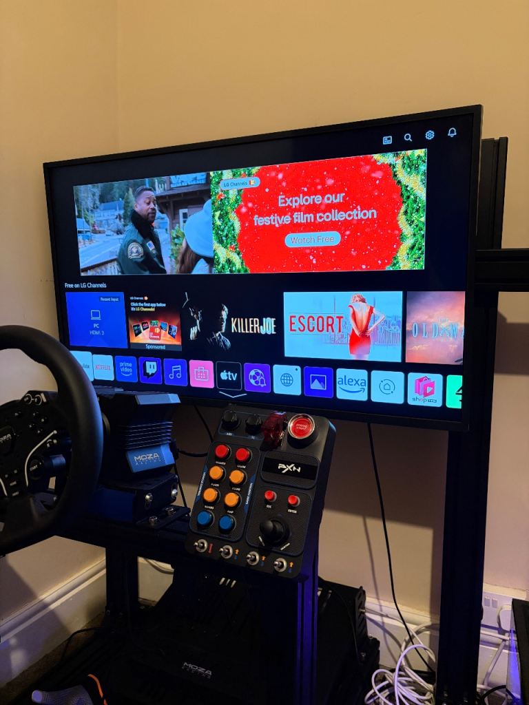 Racing simulator set up 