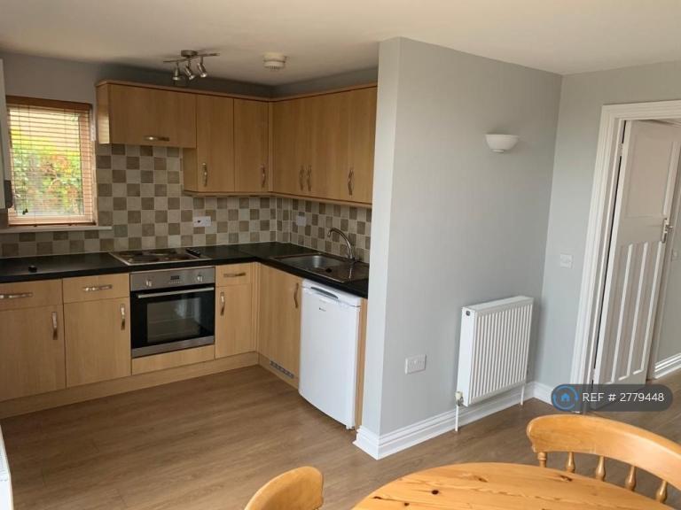 1 bedroom flat in Hillsborough Road, Oxford, OX4 (1 bed) (#2779448)