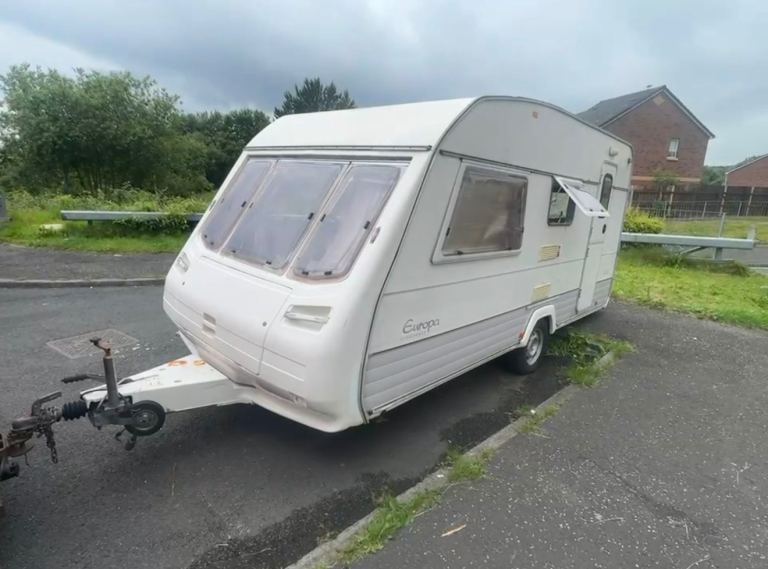 1998 swift europa 4 berth caravan, full awning & all accessories