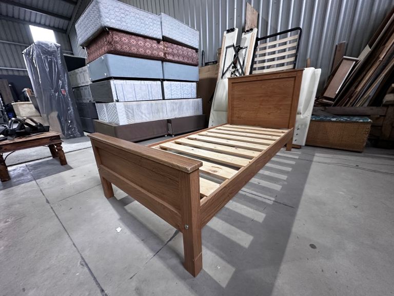 Lovely, nice single bed frame with lovely comfortable mattress