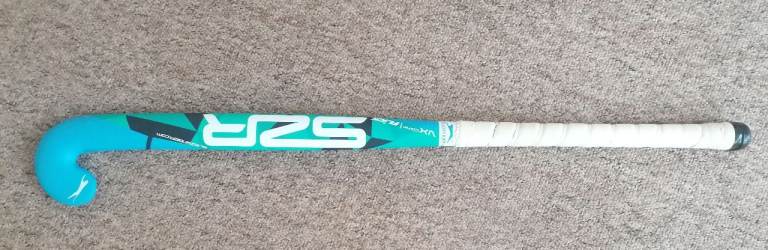 Slazenger Hockey Stick 34'' – Green/Blue, Good Condition