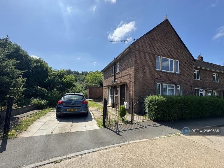 1 bedroom flat in Long Cross, Bristol, BS11 (1 bed) (#2969686)