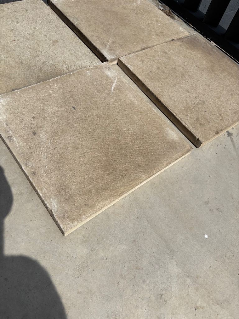 Paving slabs 