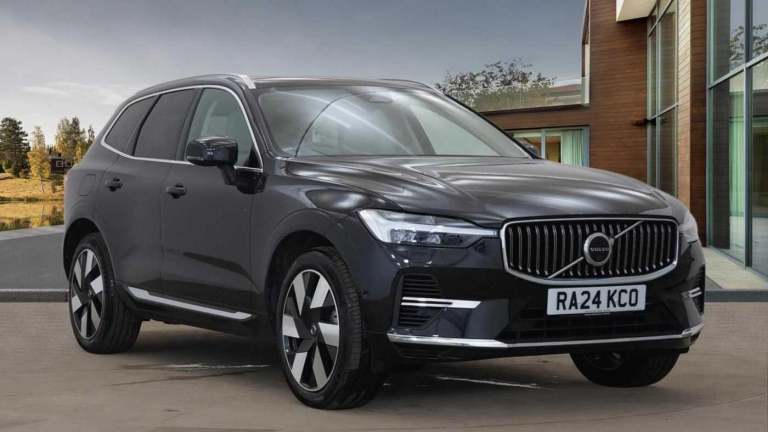 2024 Volvo XC60 2.0h T8 18.8kWh Ultra Bright Auto AWD Euro 6 (s/s) 5dr ESTATE Petrol/Electric Hyb...