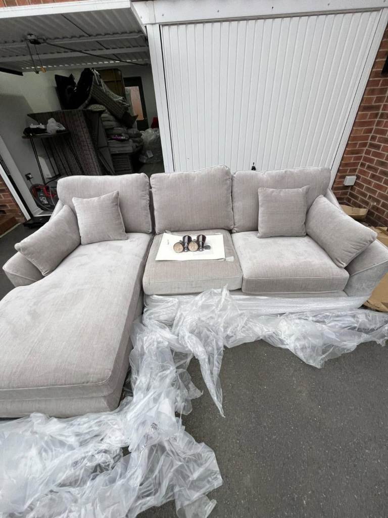 🚛Premium DYLAN Sofa Set 3+2 + Corner ❤️Flat 25% OFF❤️COD Available😘Order Now🚛💫