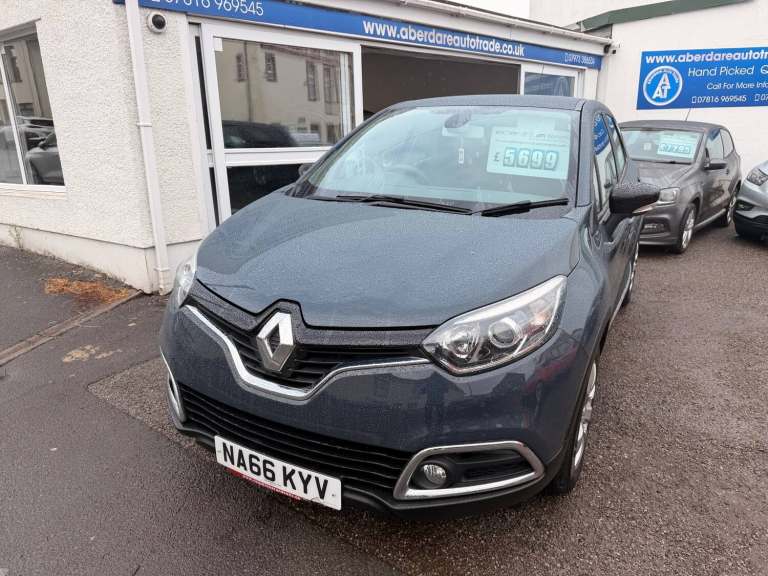 2017 Renault Captur 0.9 TCE 90 Expression+ 5dr HATCHBACK Petrol Manual