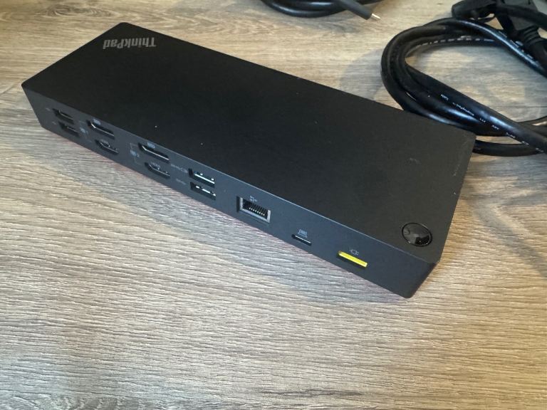 Lenovo ThinkPad Hybrid USB-C with USB-A Dock