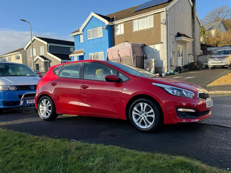 Kia, CEED, Hatchback, 2016, Manual, 1582 (cc), 5 doors