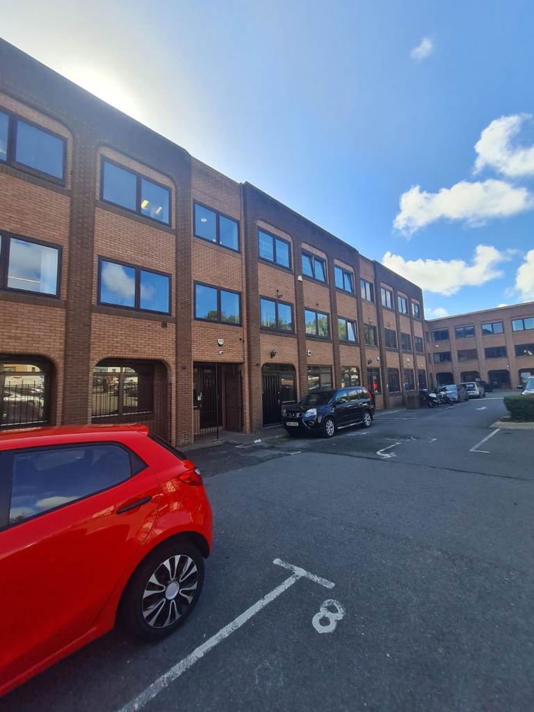 COMING SOON - 818 SQ FT GF Office - Private Entrance to Old Christchurch Road 