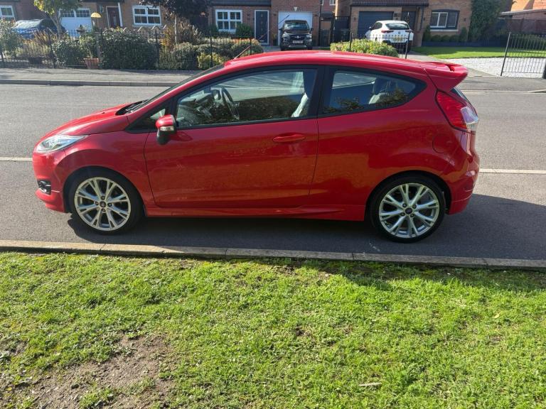 image for 2015 Ford Fiesta 1.0 EcoBoost 125 Zetec S 3dr HATCHBACK Petrol Manual