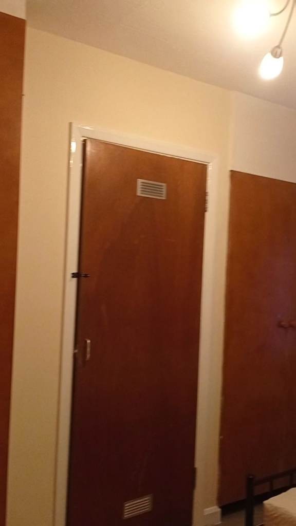 Large room with 3 wardrobes in west drayton 