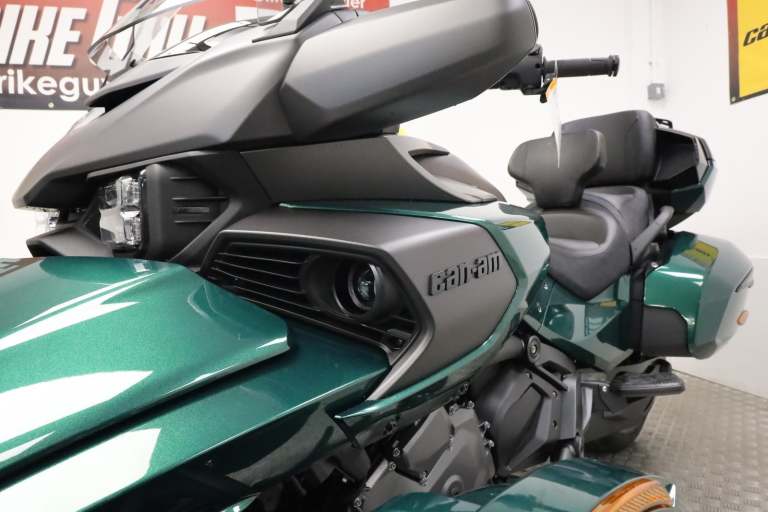 2025 Can-Am Spyder F3 Limited Special Series Trike - IN STOCK NOW 