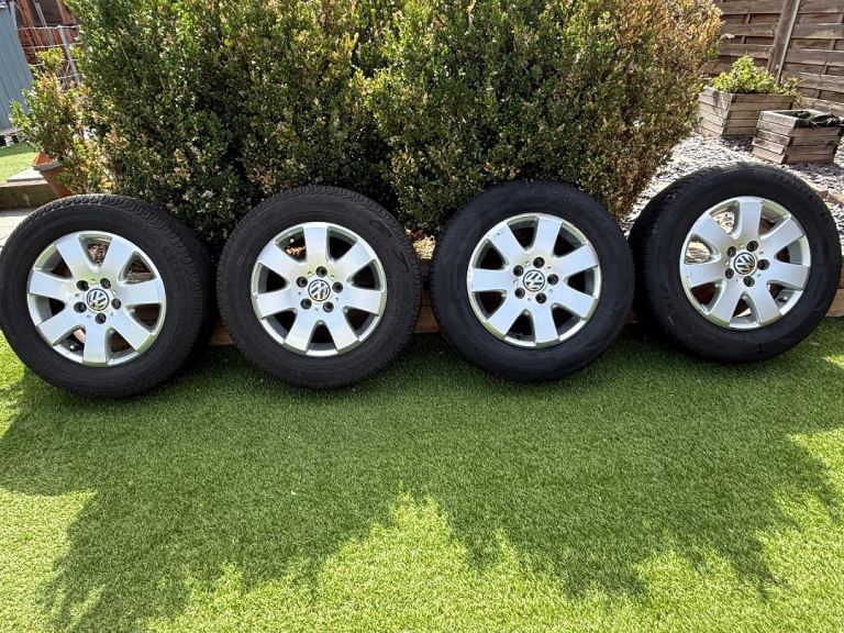 Genuine Vw t5 alloy wheels 