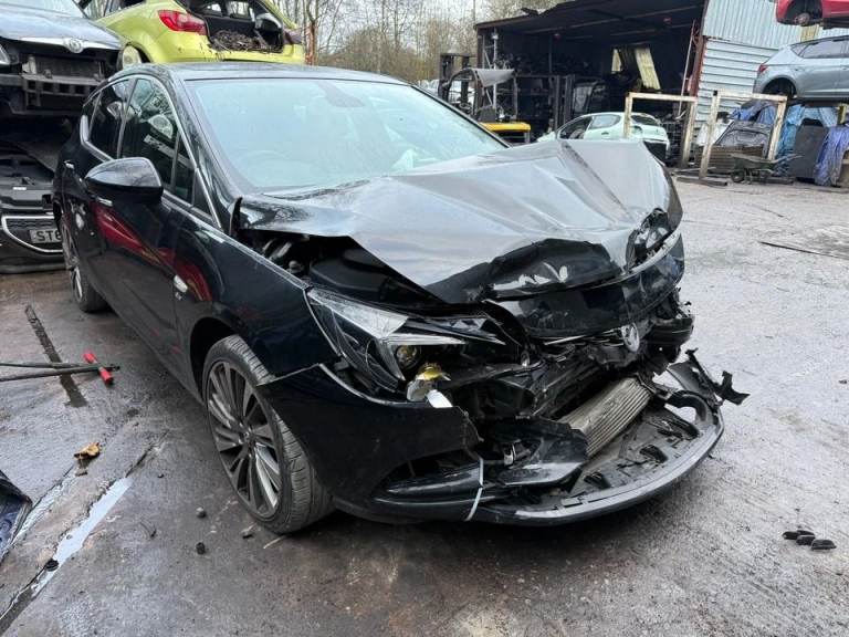 VAUXHALL ASTRA K BREAKING TECH LINE CDTI 2017 1.6 DIESEL 5 GEAR MANUAL