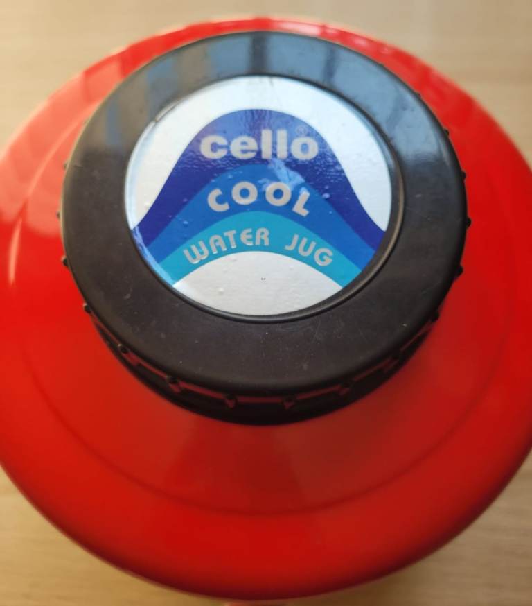 Insulated Plastic Drinks Dispenser Cooler Chiller with Tap