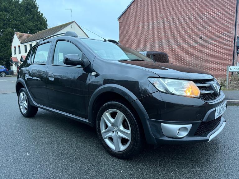 2013 Dacia Sandero Stepway 0.9 TCe Laureate 5dr HATCHBACK Petrol Manual