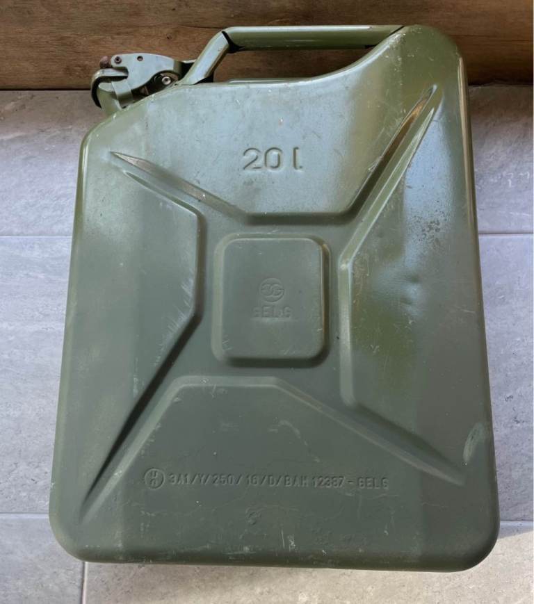 Fuel jerry cans metal 3 x 20 l petrol diesel