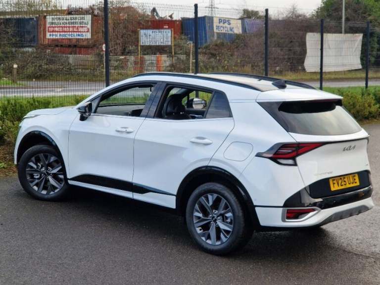 2025 Kia Sportage 1.6 h T-GDi GT-Line S SUV 5dr Petrol Hybrid Auto Euro 6 (s/s) (207 bhp) ESTATE ...