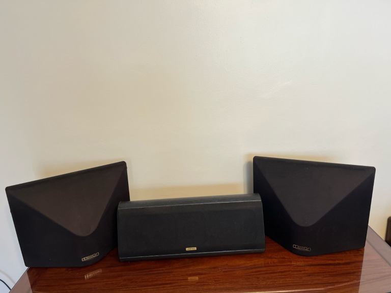 2 Mission 77DS Speakers and Jamo Centre 100i Centre Speaker