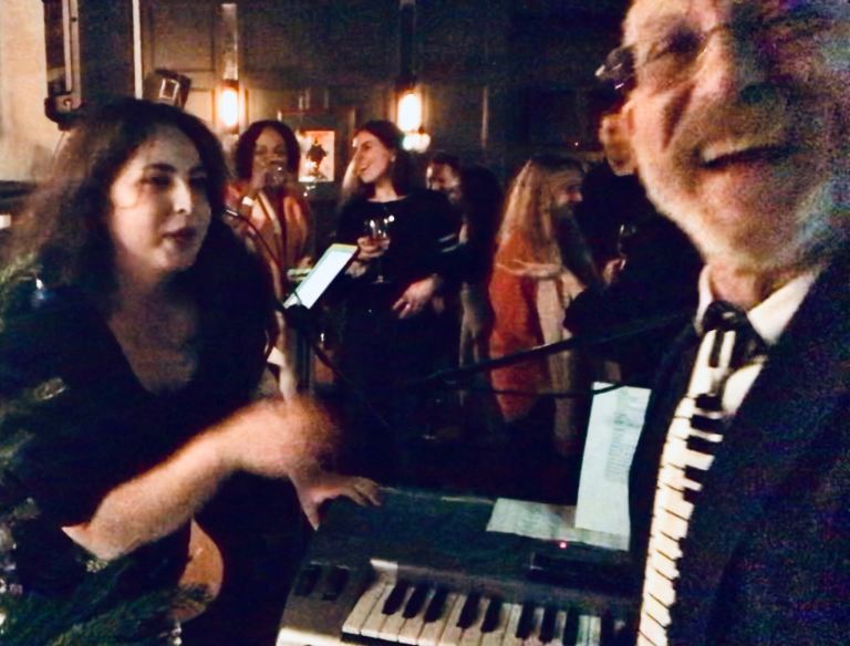 Singer instrumentalist wanted