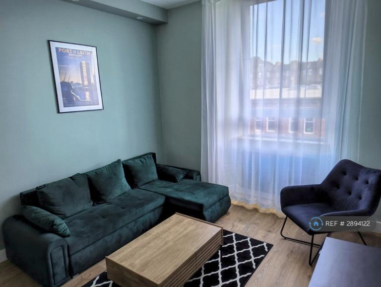 1 bedroom flat in Bothwell St, Edinburgh, EH7 (1 bed) (#2894122)