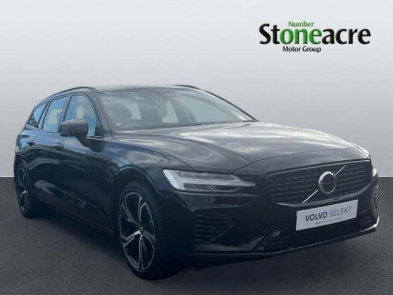 2022 Volvo V60 2.0h T6 Recharge 18.8kWh Plus Dark Auto AWD Euro 6 (s/s) 5dr ESTATE Petrol/Electri...