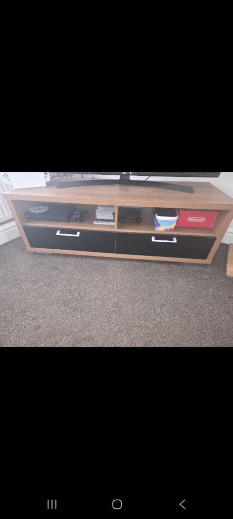 2 side board units