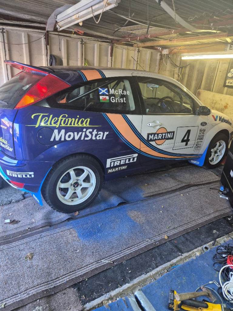 Ford, FOCUS,ST170 Hatchback, 2004, Manual, 1989 (cc), 3 doors