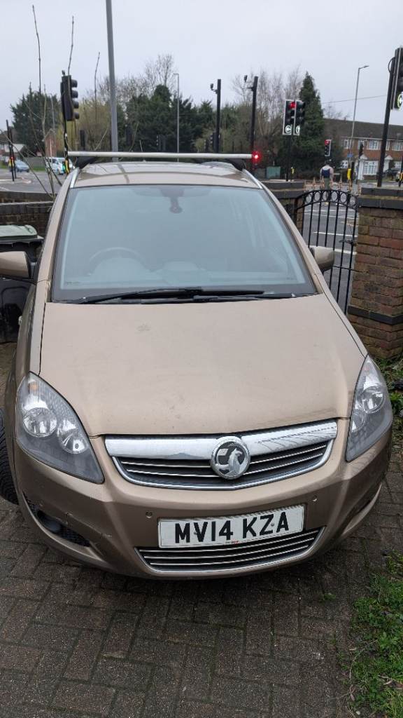 2014 Vauxhall Zafira 2.0 CDTi Diesel – Spares or Repair – MOT Until June