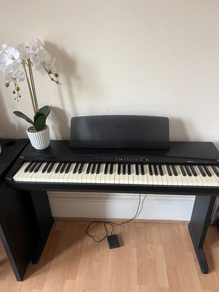 Yamaha YPP-50 Electric Piano with Pedal and Stool