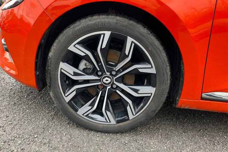 2023 Renault Clio 1.6 E-TECH full hybrid 145 Techno 5dr Auto Hatchback HYBRID ELECTRIC Automatic