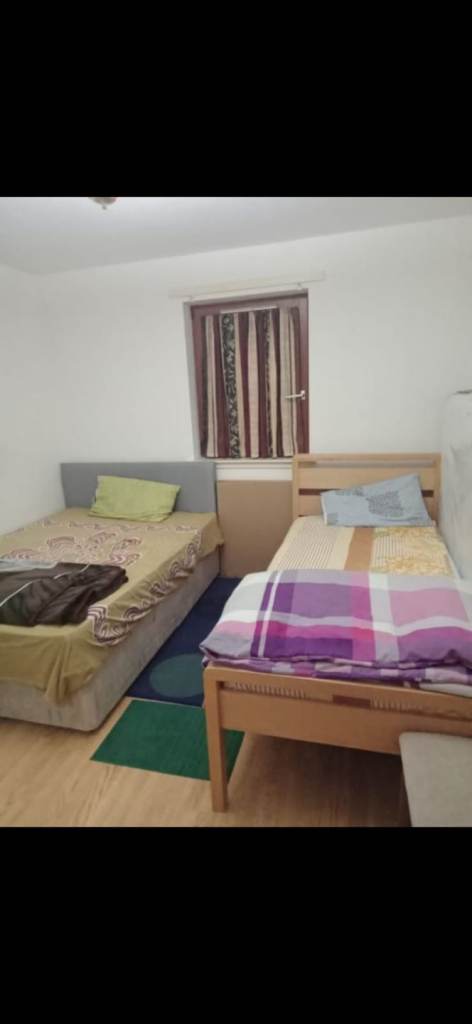 2 DOUBLE BEDROOMS AND A MASTER BEDROOM IN FULLY FURNISHED