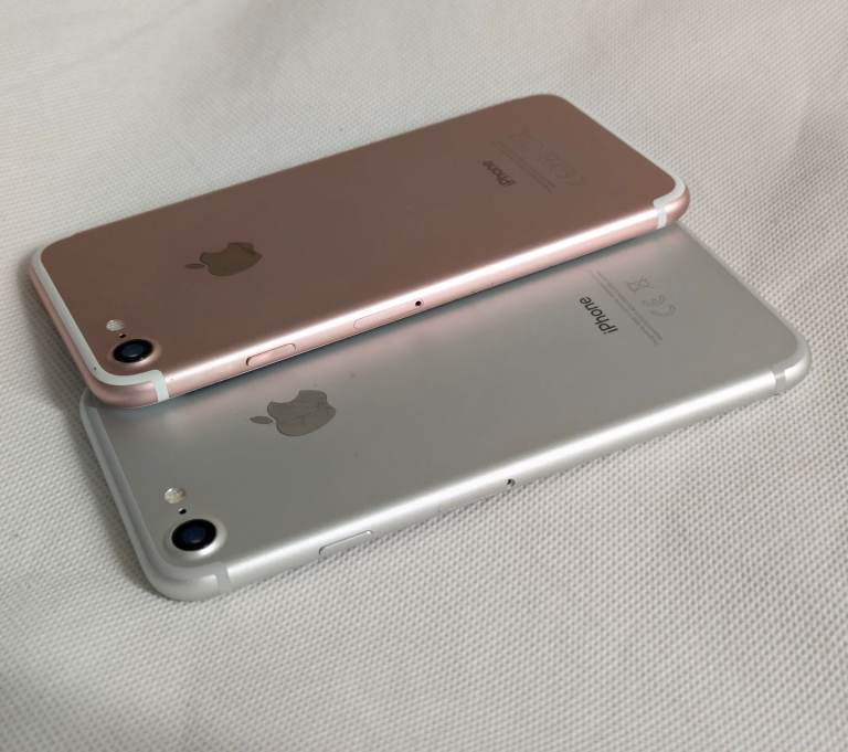 iPhone 7 32GB unlocked £55 each cheap phone for work, business, personal use 