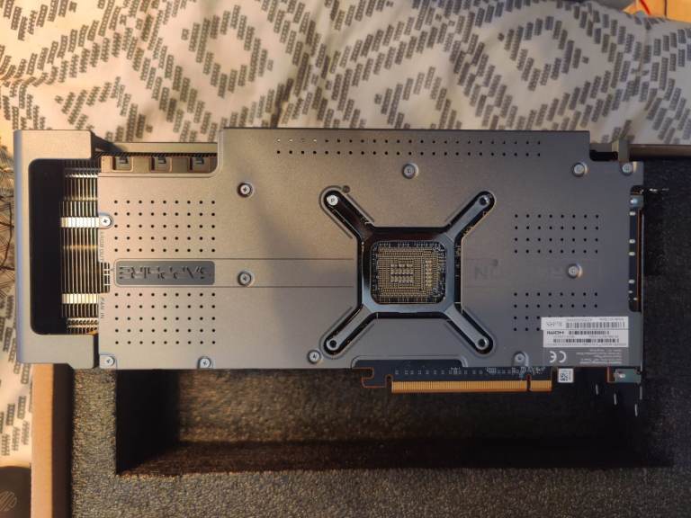 Sapphire NITRO+ AMD Radeon RX 7900 XT 20GB Graphics Card - Excellent Condition