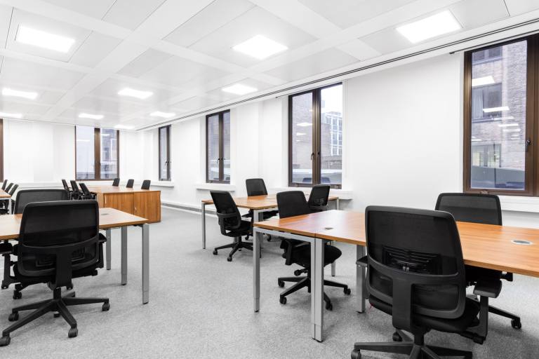 London - W1J 6BD \ Find Office Space with 5 Desks