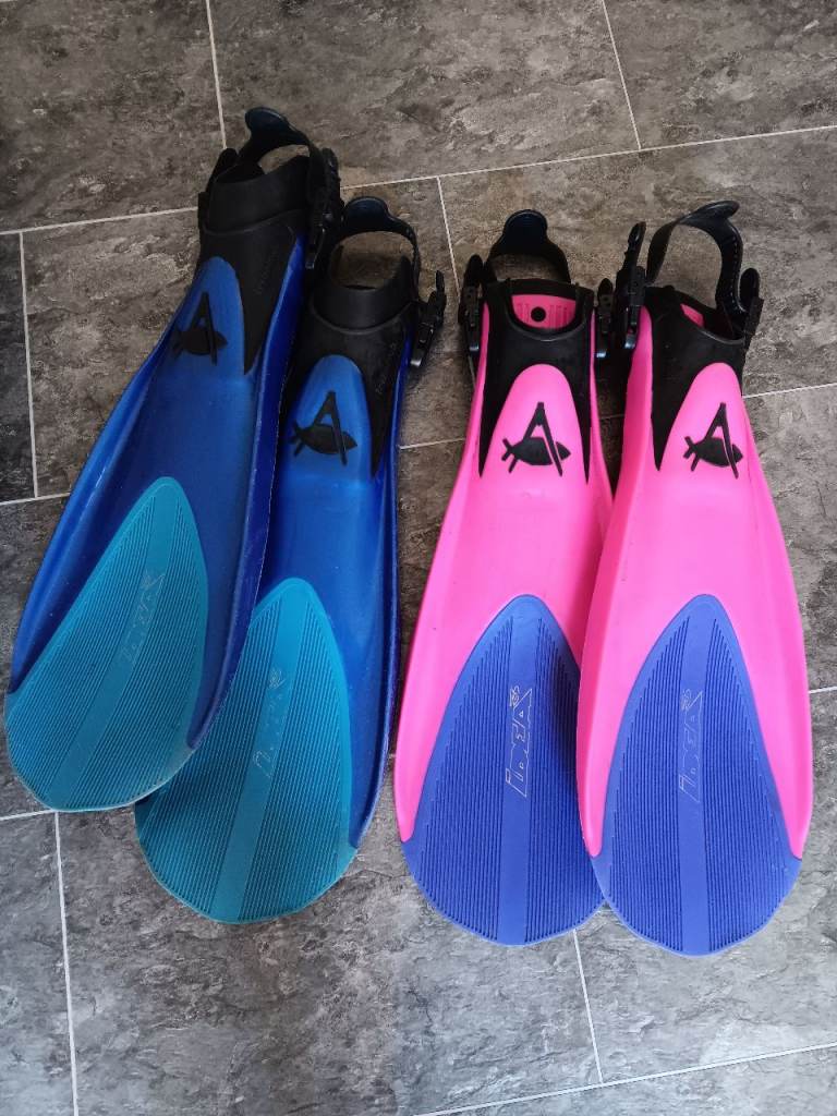 Technisub scuba dive fins