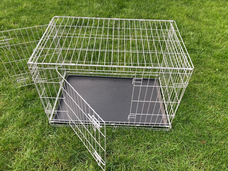 Dog crate: Double Door Easy Assembly Dog Crate for Dogs , Medium