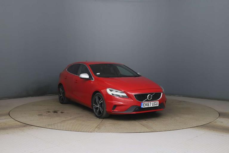 2017 Volvo V40 2.0 V40 R-Design Nav+ D2 5dr Hatchback Diesel Manual