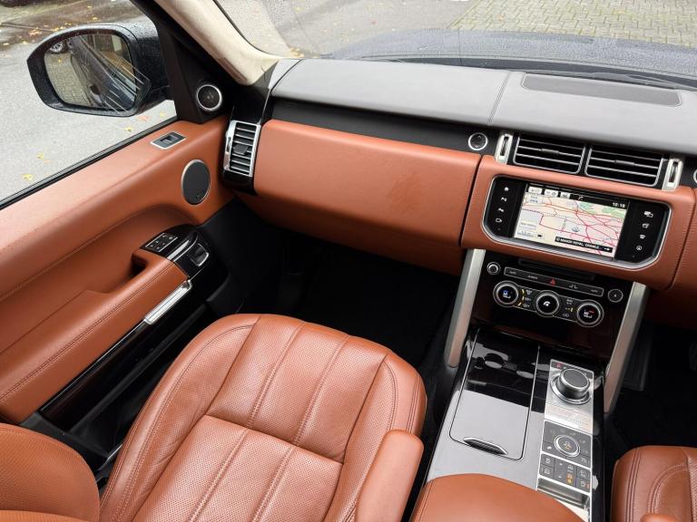 2015 Land Rover Range Rover 4.4 SDV8 Autobiography 4dr Auto ESTATE DIESEL Automatic