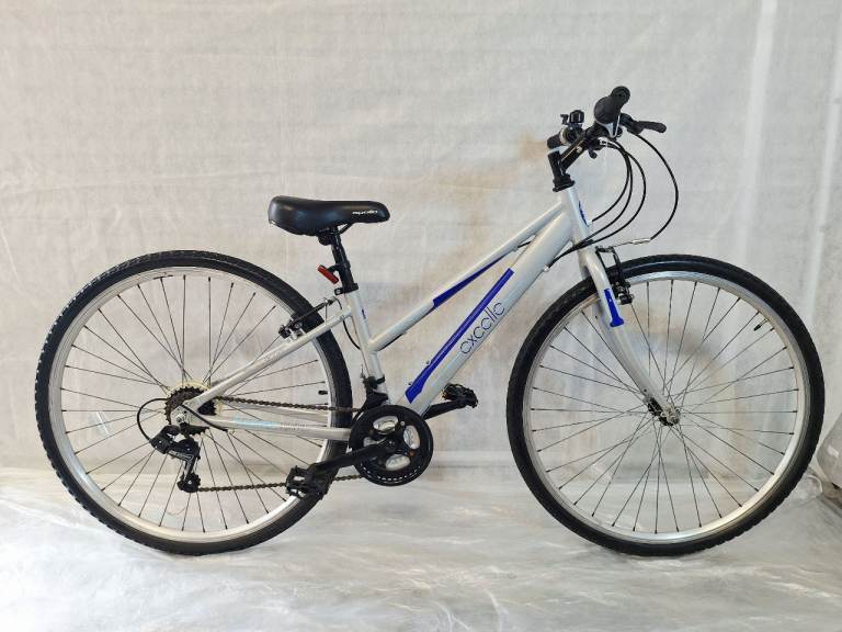 d  🚲🚲Beautiful APOLLO  Hybrid Bike Bike 18 Speed S Frame Serviced Warranty  