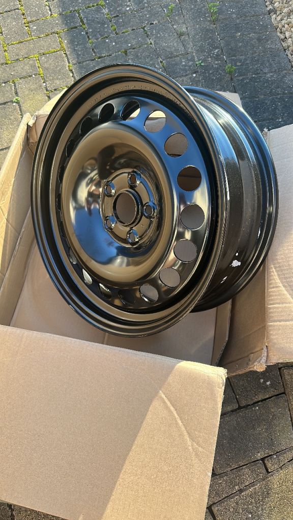 4x Skoda / VW 17 inch Steel Wheels ALCAR 6.5 x 17.0 (LK 5/112, 57mm Centre Bore, ET 38.0