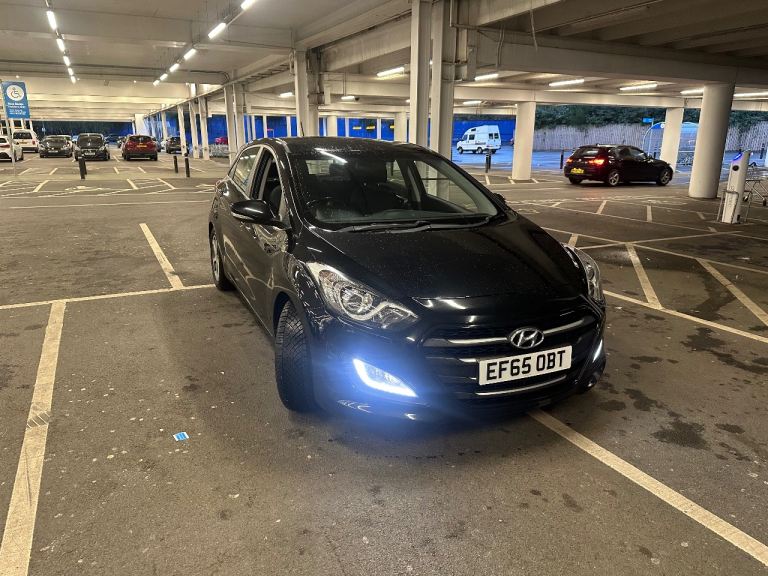Hyundai, I30, Hatchback, 2015, Semi-Auto, 1582 (cc), 5 doors