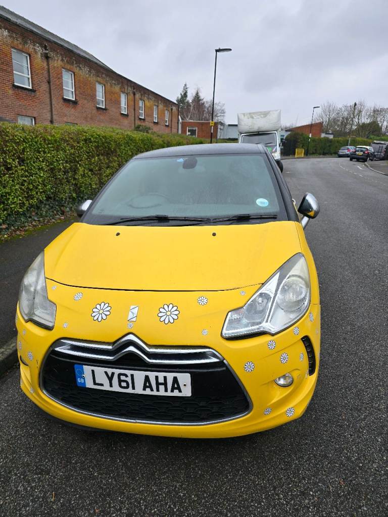 Citroen, DS3, Hatchback, 2012, Manual, 1560 (cc), 3 doors